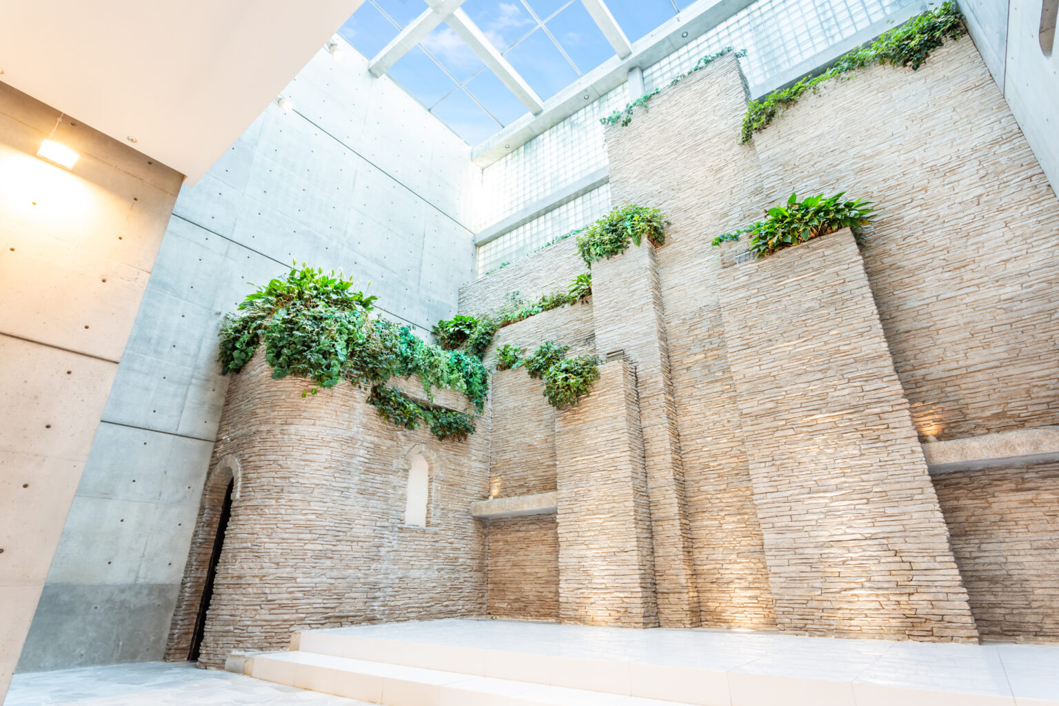 【公式】House of OMOTESANDO|東京・表参道のラグジュアリー展示会場